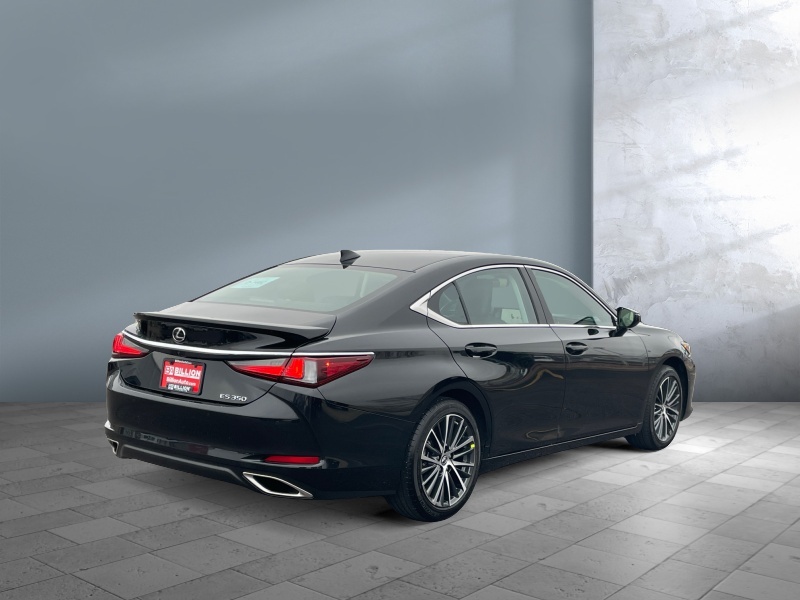 2024 Lexus ES