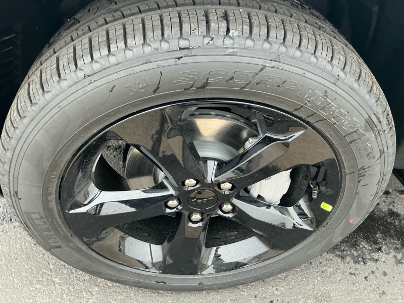 2025 Jeep Grand Cherokee