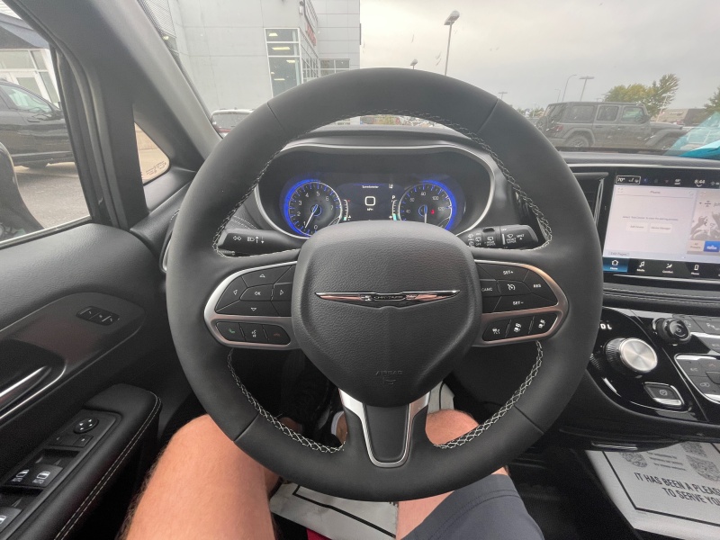 2026 Chrysler Pacifica