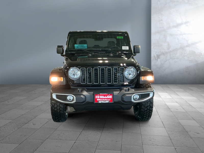 2025 Jeep Gladiator