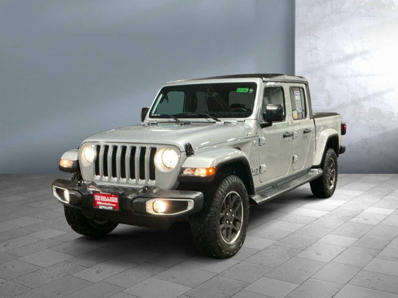 Used 2022 Jeep Gladiator Overland Trucks