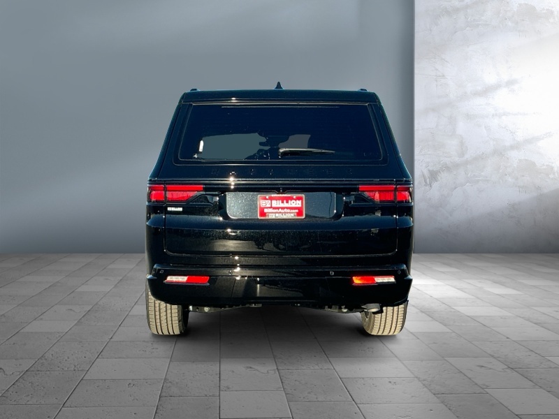 2025 Jeep Wagoneer L