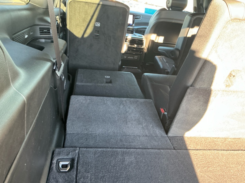 2025 Jeep Wagoneer L