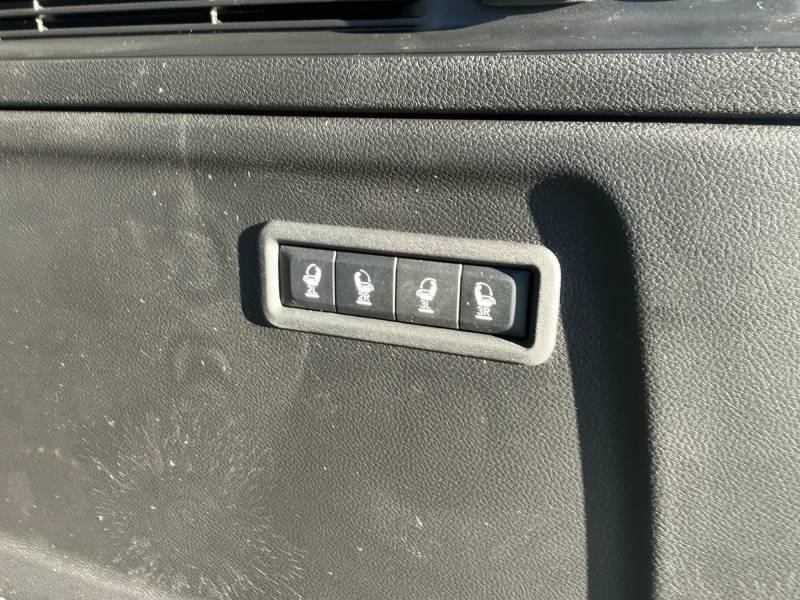 2025 Jeep Wagoneer L