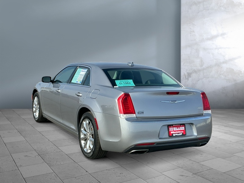 2016 Chrysler 300