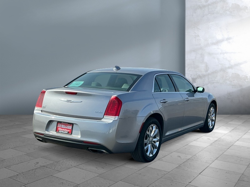 2016 Chrysler 300
