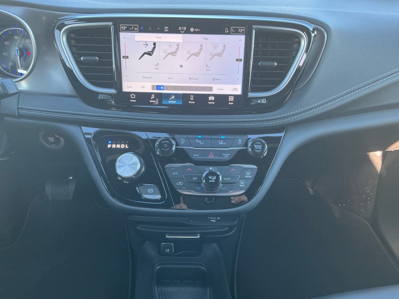 2026 Chrysler Pacifica