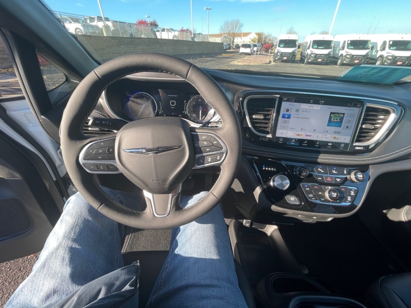 2026 Chrysler Pacifica