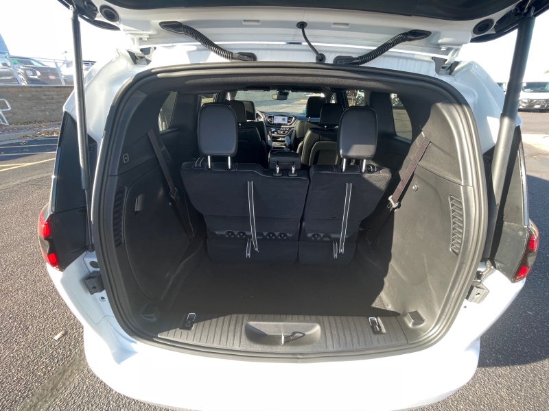 2026 Chrysler Pacifica