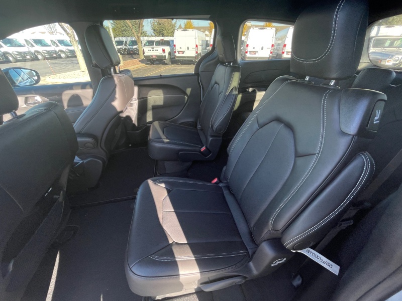 2026 Chrysler Pacifica