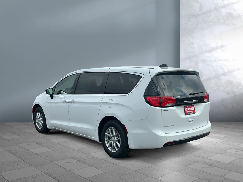 2026 Chrysler Voyager