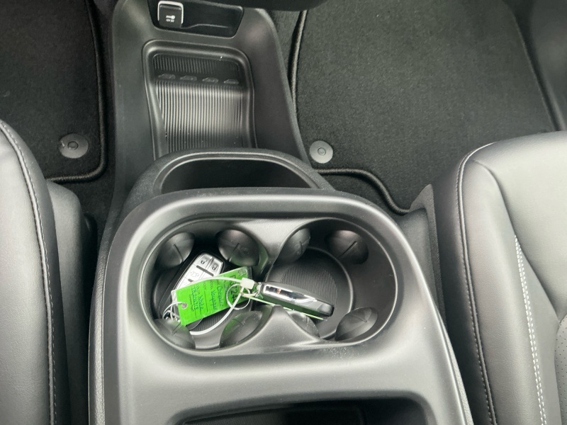 2026 Chrysler Voyager