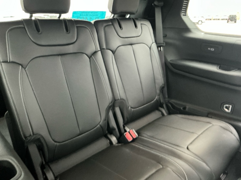 2025 Jeep Grand Cherokee L