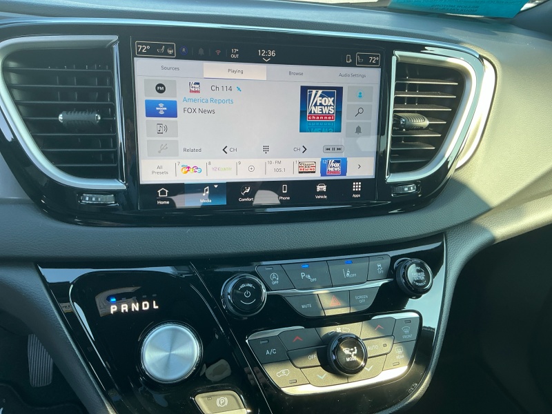 2026 Chrysler Voyager