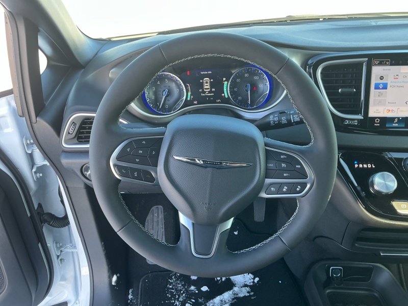 2026 Chrysler Voyager