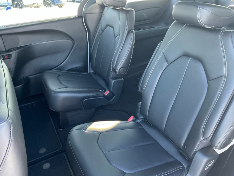 2026 Chrysler Voyager