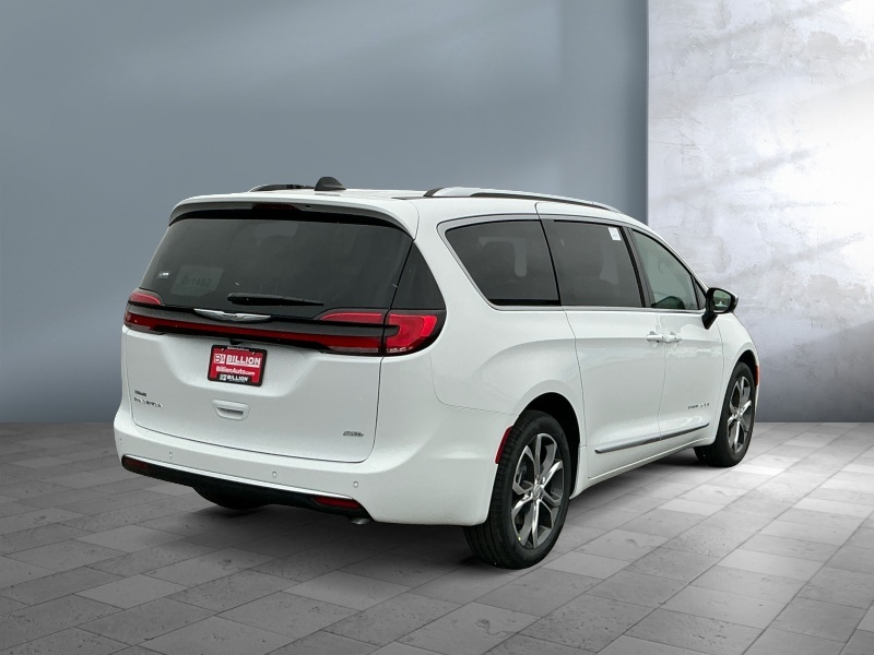2026 Chrysler Pacifica