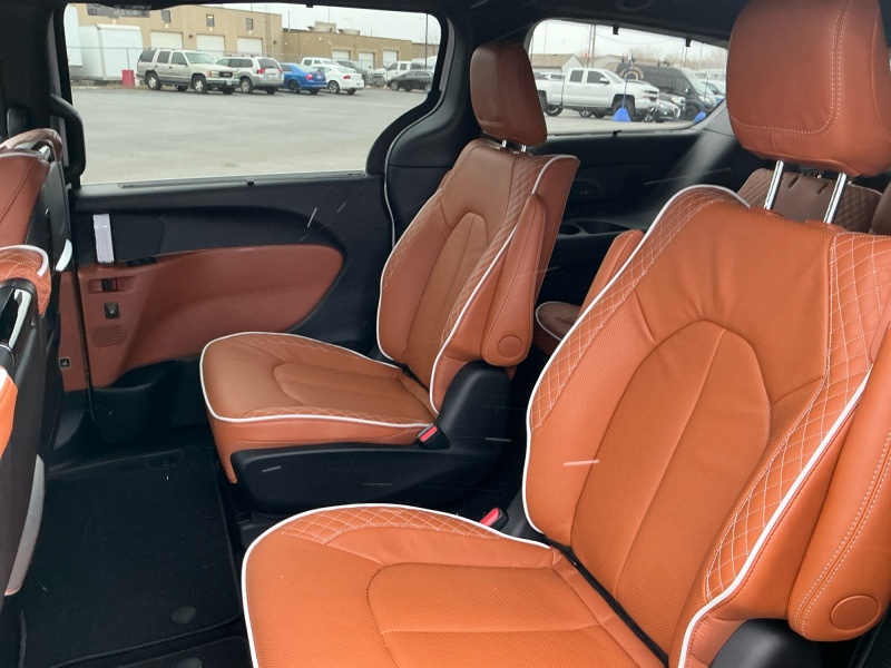 2026 Chrysler Pacifica