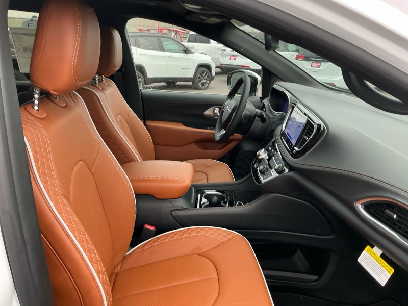 2026 Chrysler Pacifica