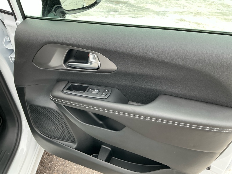 2026 Chrysler Voyager