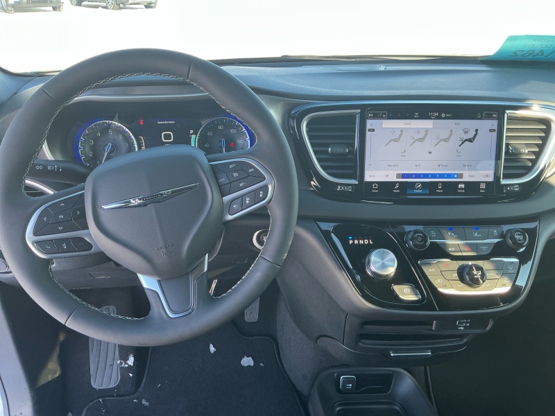 2026 Chrysler Voyager