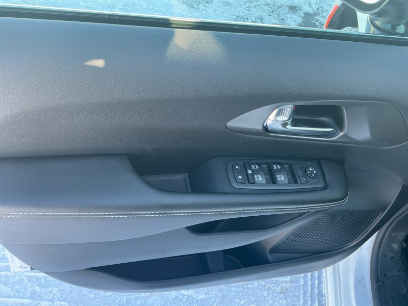 2026 Chrysler Voyager