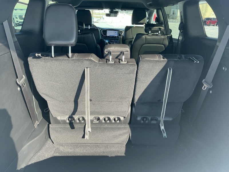 2026 Chrysler Voyager