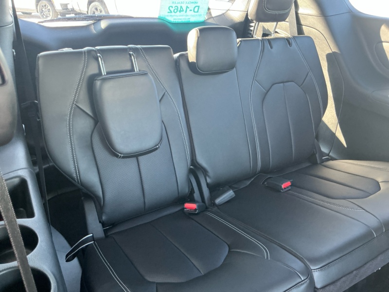 2026 Chrysler Voyager