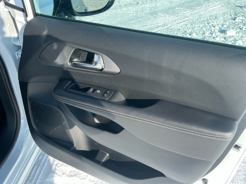 2026 Chrysler Voyager