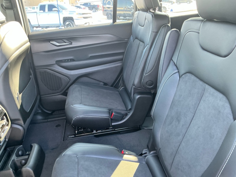 2025 Jeep Grand Cherokee L