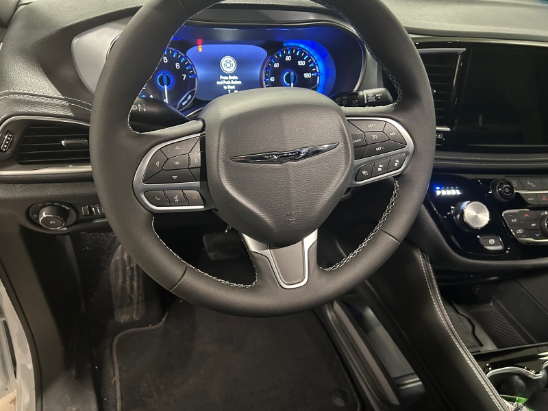 2026 Chrysler Pacifica