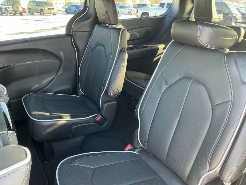 2026 Chrysler Pacifica