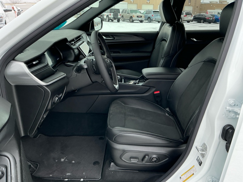 2025 Jeep Grand Cherokee L