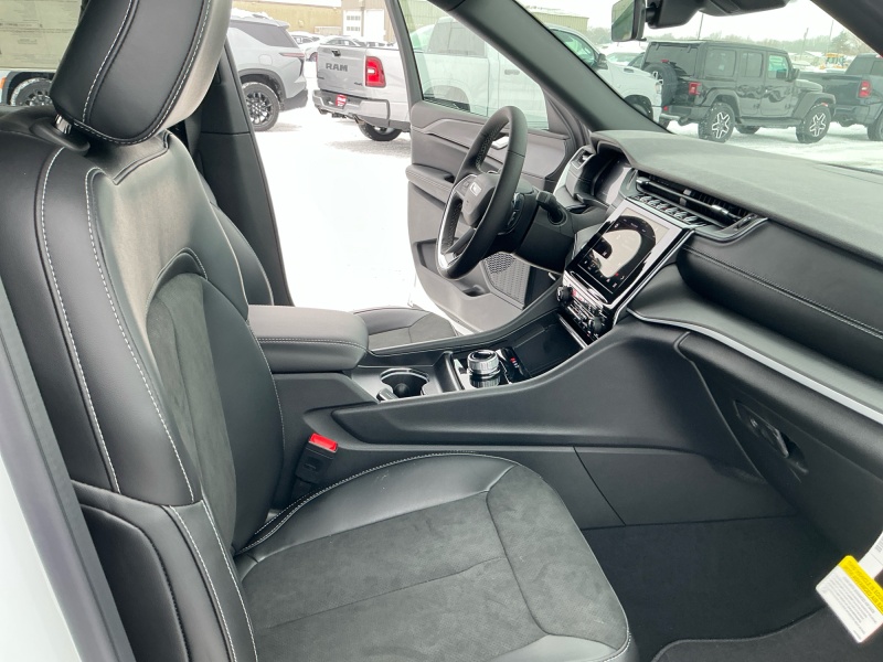 2025 Jeep Grand Cherokee L