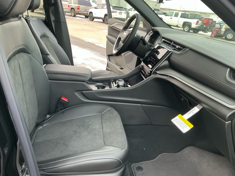 2025 Jeep Grand Cherokee L