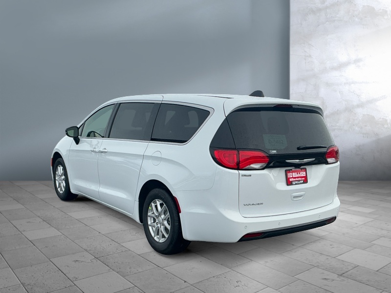 2026 Chrysler Voyager