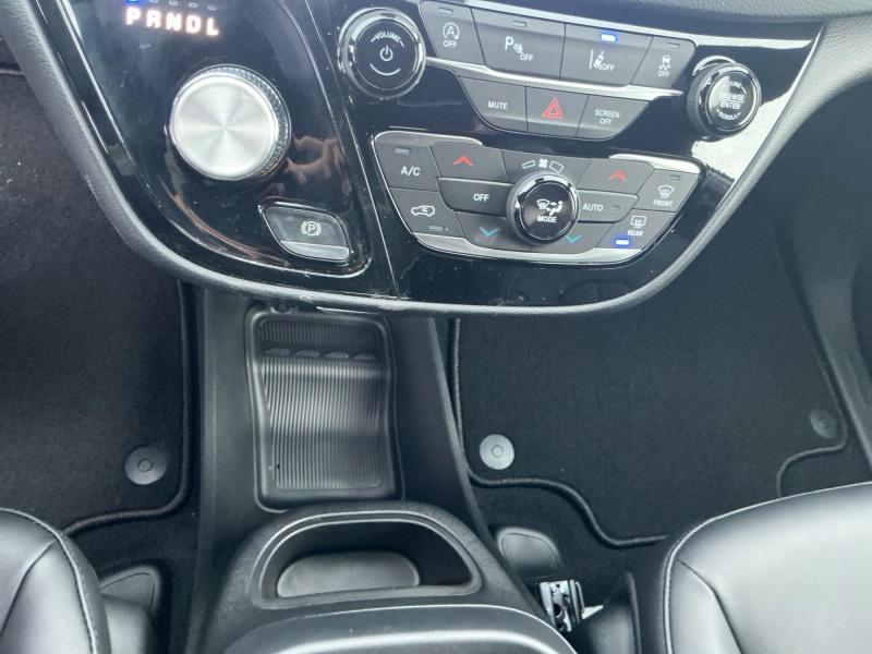 2026 Chrysler Voyager