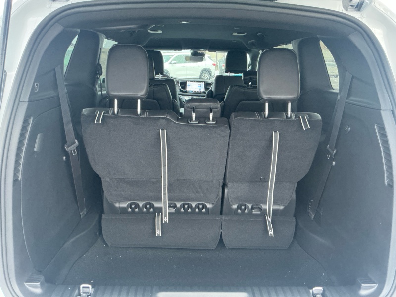 2026 Chrysler Voyager