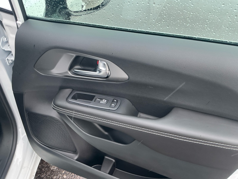 2026 Chrysler Voyager