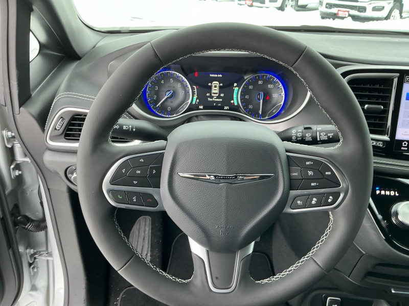 2026 Chrysler Pacifica