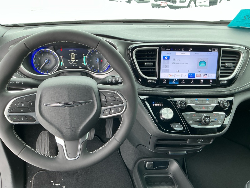 2026 Chrysler Pacifica