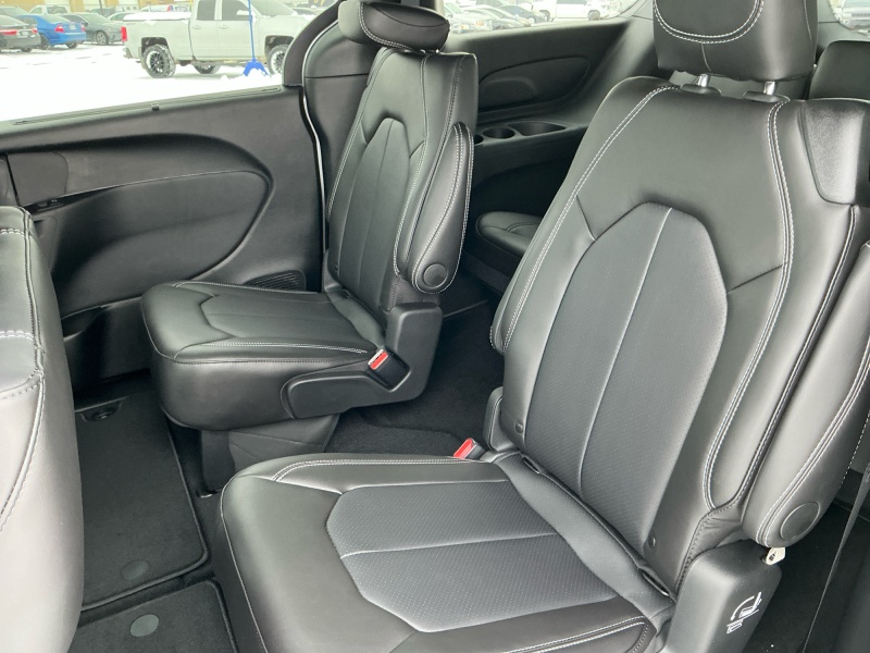 2026 Chrysler Pacifica