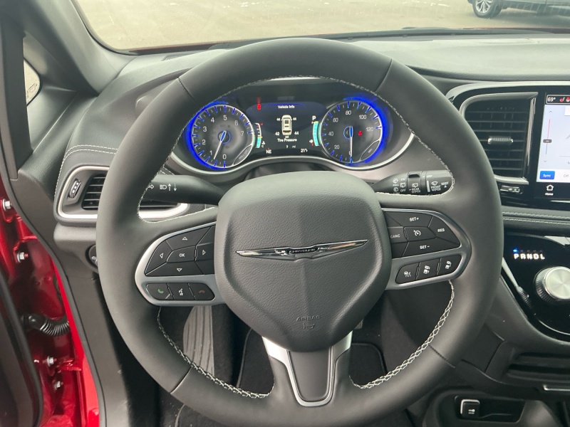 2026 Chrysler Pacifica