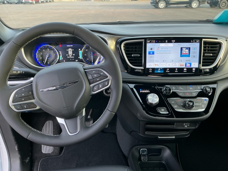 2026 Chrysler Pacifica