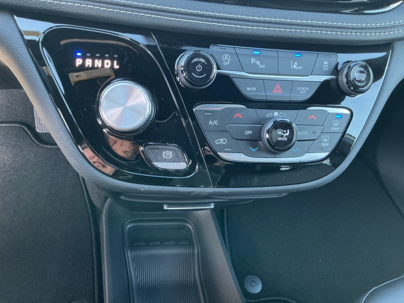 2026 Chrysler Pacifica