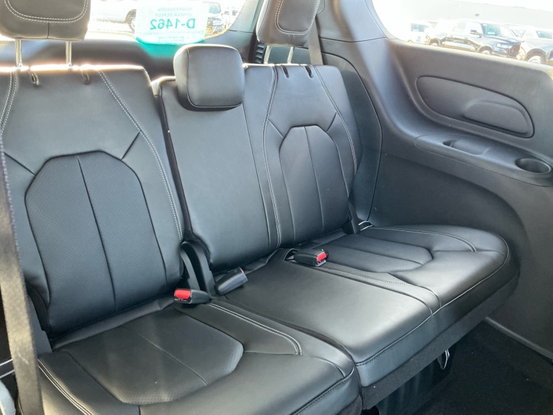 2026 Chrysler Pacifica