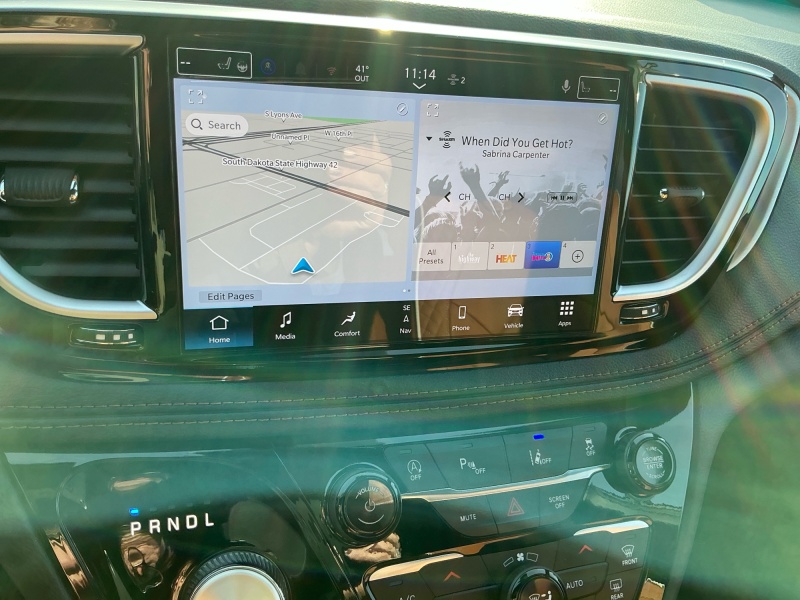 2026 Chrysler Pacifica