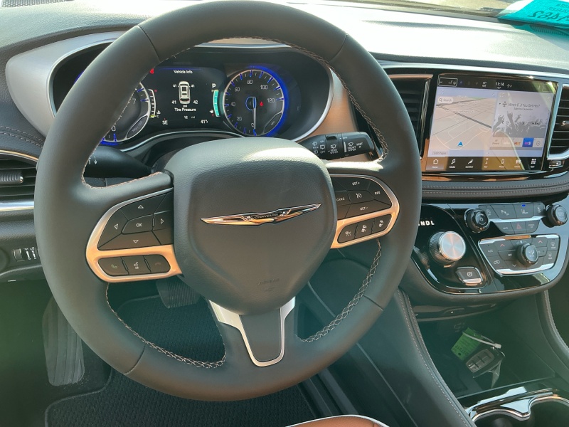 2026 Chrysler Pacifica