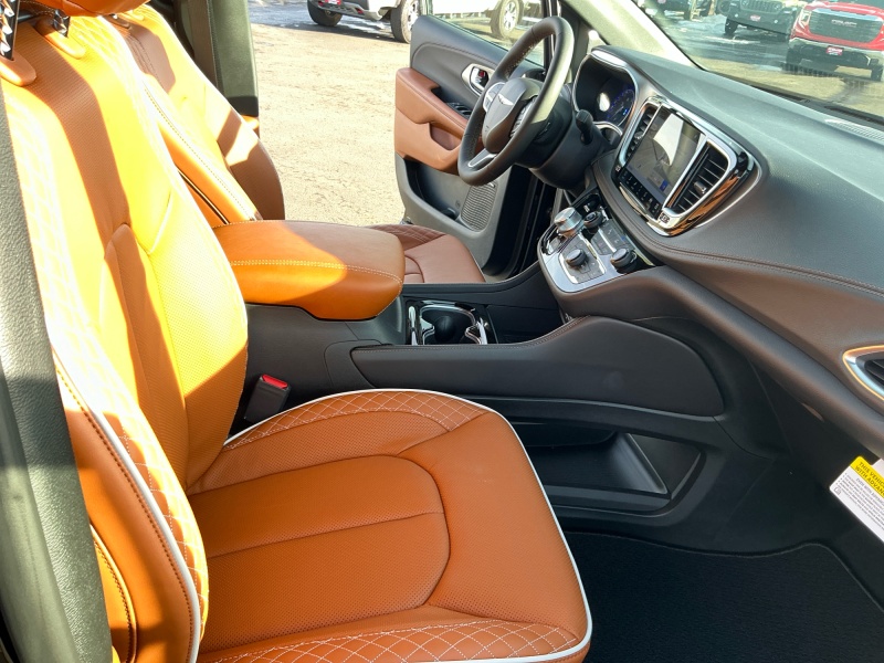 2026 Chrysler Pacifica