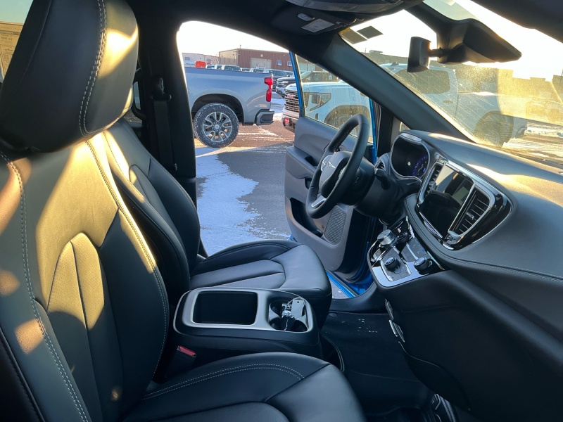 2026 Chrysler Pacifica